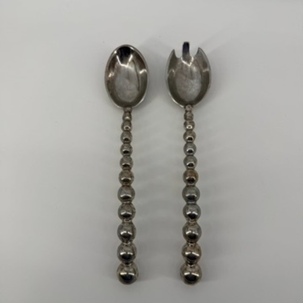 Mariposa Brillante String of Pearls Salad Servers Silver Aluminum‎ 2 Piece Set